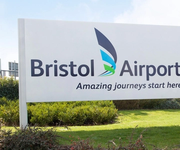 Bristol: Express bus services between airport and city
