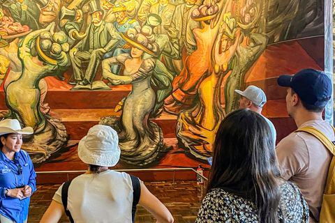 Mexico : visite exclusive du château de Chapultepec après la fermetureVisite guidée exclusive en espagnol