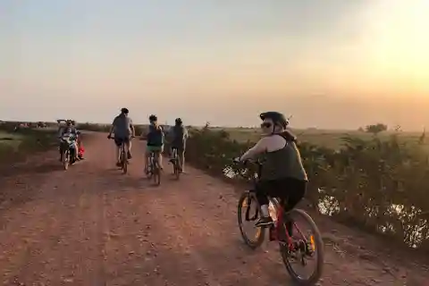 Siem Reap Half Day By Bicycle Sunset On The Bank Of Lake