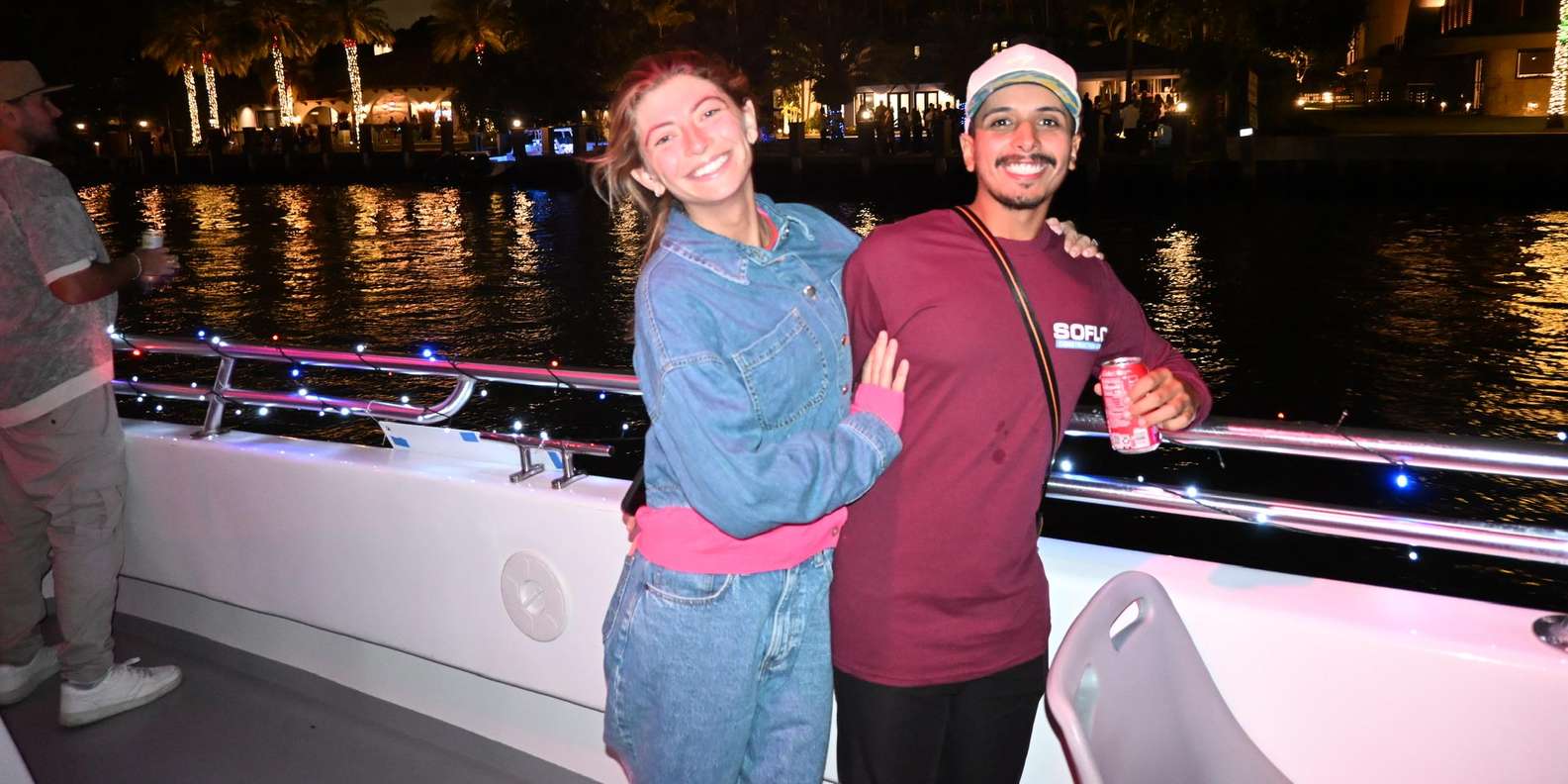 Fort Lauderdale: Sunset & Mansion Holiday Lights Cruise