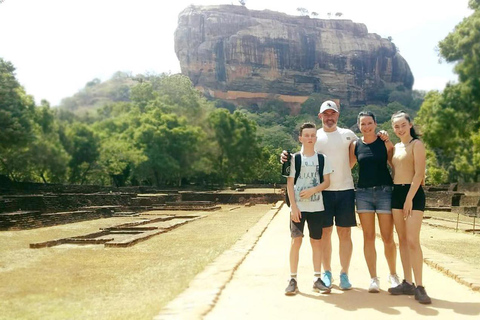 Jednodniowa wycieczka z Kolombo do Sigiriya Lion Rock