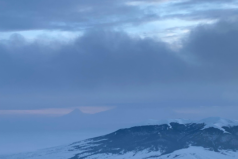 阿拉加茨山全天雪地体验之旅（含导游）