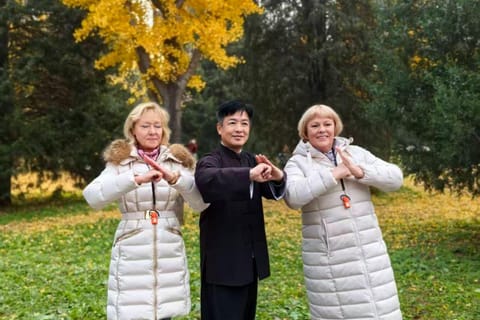 Beijing: Tai Chi Experience in the Temple of Heaven