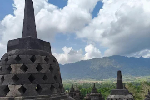 Borobudur tample, Cycling & Elo River Rafting Tour