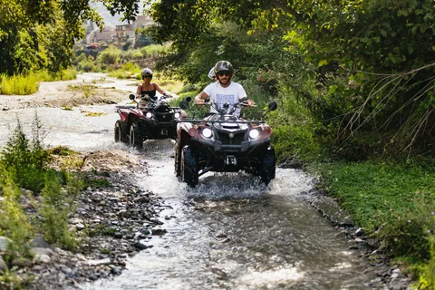 Taormina o Giardini Naxos: Excursión en quad por el Etna