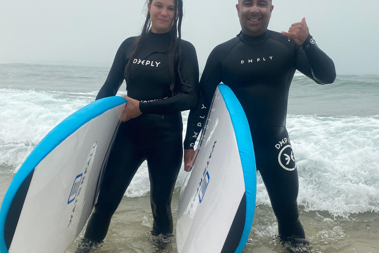 Porto: Surfing w małej grupie z transportemDoświadczenie surfingowe w małej grupie z transportem w Porto
