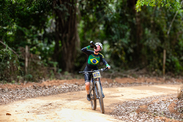 Tambopata by bike: between the trees and the river Tambopata by bike: among the trees and the river