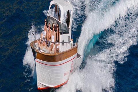 Positano: tour en barco por la costa de Amalfi con visita al pueblo de pescadores