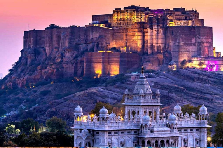 Jodhpur: 2-daagse Jodhpur-tour met woestijnkamp en kamelensafariPrivétour met auto, chauffeur en tourgids