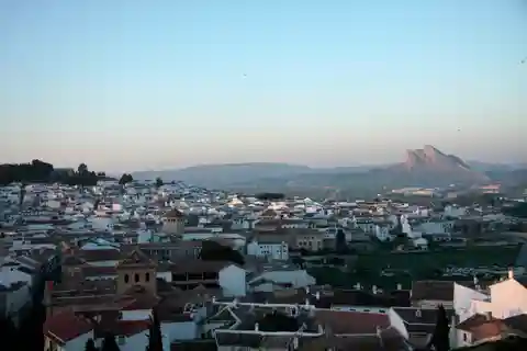 Route by van through the viewpoints of Antequera