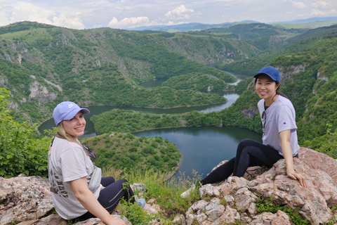 Serbia: Tour del canyon di Uvac con grotta di ghiaccio e giro in barca