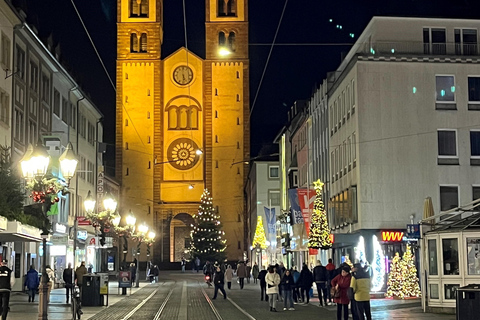 Enjoyable Advent tour: champagne, cookies & mulled wine in Würzburg Advent tour: Sparkling wine, cookies, mulled wine, and stories (German)