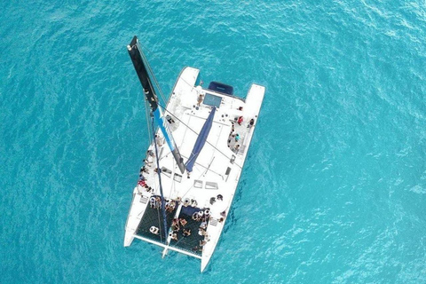 Oahu Hawaii: Honolulu Sailing Tour Oahu Hawaii: Honolulu Sailing Tour with hotel pickup