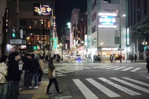 Fukuoka: Nakasu Food Stall Guided Tour with Tastings Group Tour