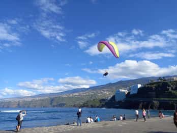 Paragliding in Puerto de la Cruz: start from 2200m high