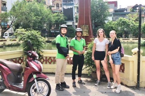 Hanoi 1/2-daagse scootertour met avontuur in de binnenstad1/2-daagse scootertour om de binnenstad van Hanoi te ontdekken