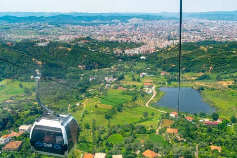 Tirana: Dajti-bjerget med svævebane og lokal guide