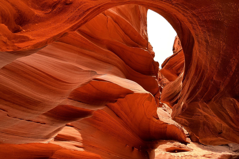 Page: (VIP) Hogan Upper Antelope Canyon Tour Tickets (PRIVATE VIP) Hogan Upper Antelope Canyon Tour Entry Ticket
