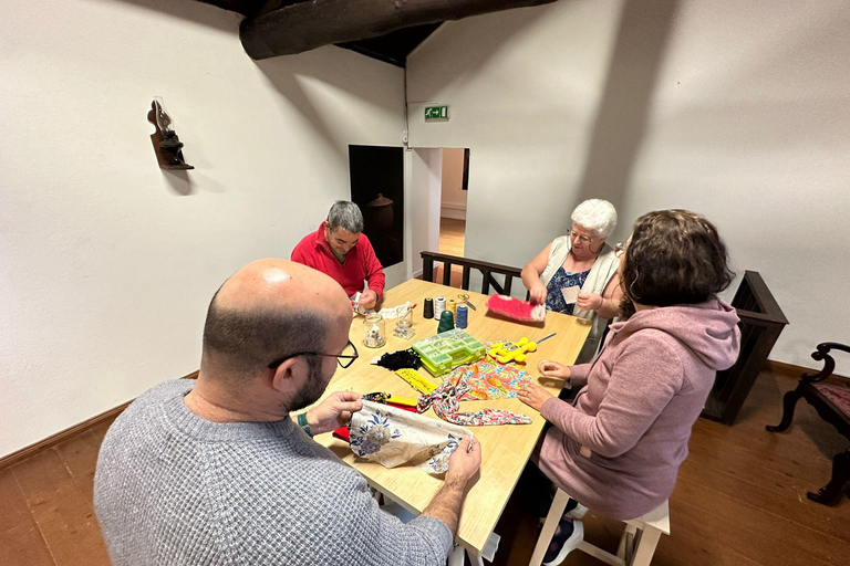 Capelas, Fenais da Luz, dégustations et expériences traditionnellesCapelas, Fenais da Luz, Dégustations et Expériences Traditionnelles