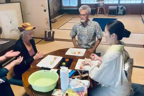 Osaka : Cérémonie du thé exclusive et cuisine Wagashi