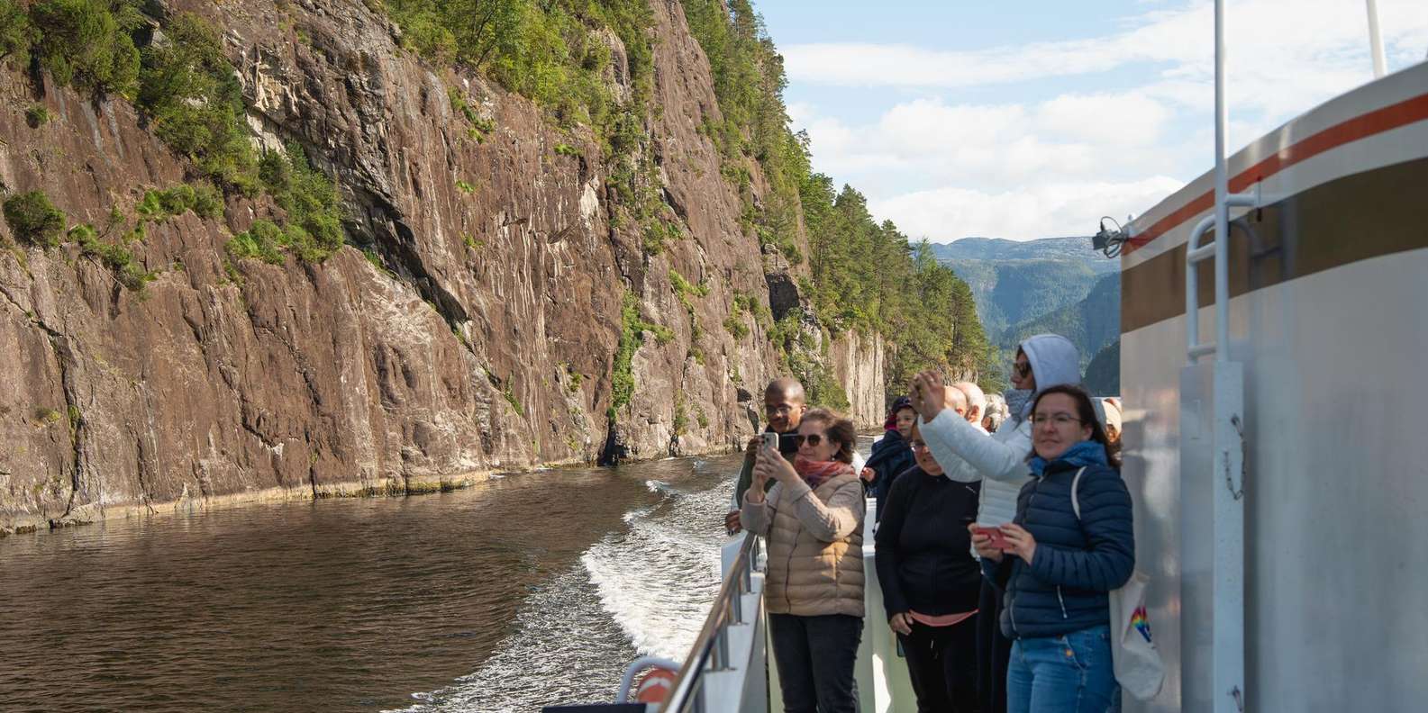From Bergen: The Original Fjord Cruise to Mostraumen — gallery image 14