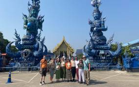 Chiang Rai: Popular Sightseeing Tour 8 places, Buffet Lunch