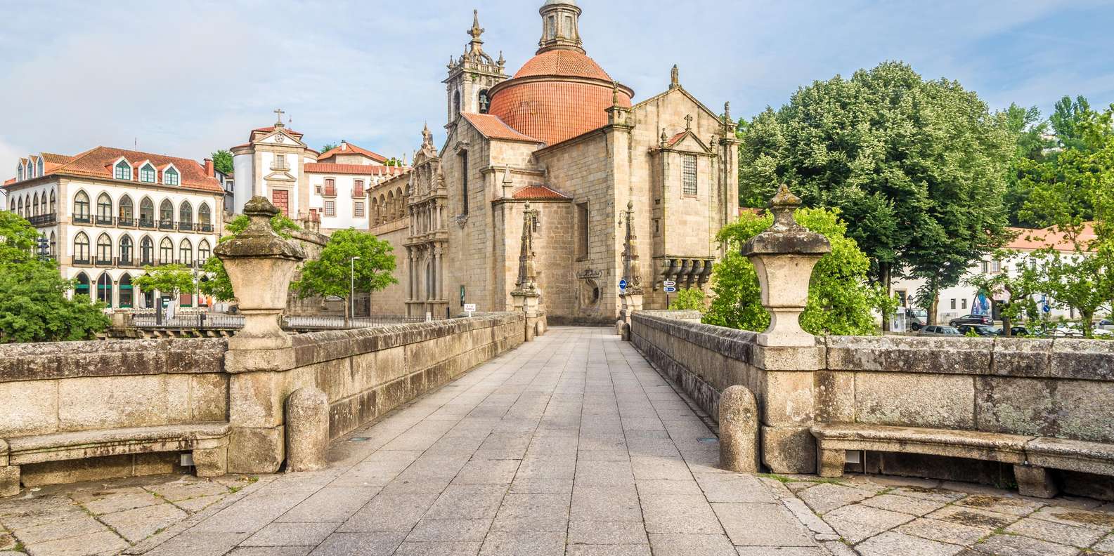 Porto: Douro Valley Day Trip with Wine Tasting & Cruise