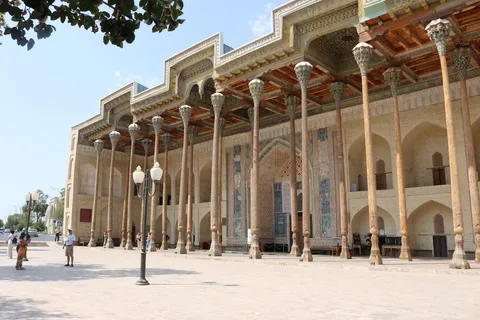 Excursão a pé particular na histórica Bukhara.