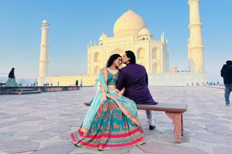 Taj Mahal Instagram Photography Tour w/ Expert Photographer Expert Guide cum Photographer and Taj Mahal Entry Tickets