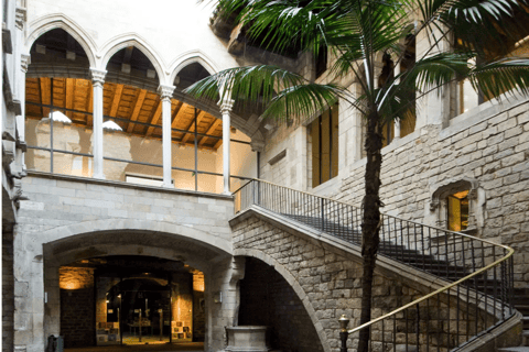 Barcelona: Guided Tour of the Picasso Museum with TicketsPicasso Museum Guided Tour in Spanish