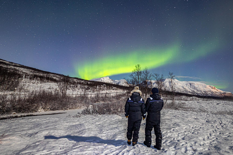 From Tromsø: Northern Lights Chase with Photos and Dinner