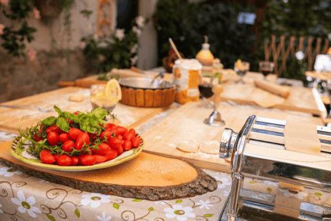 Sorrento: Marì Cooking Class in a Family Farm w/ Coast View