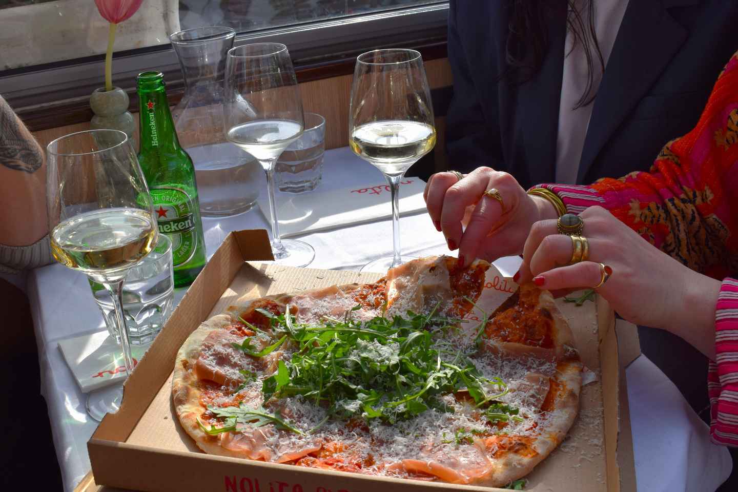Haarlem: Evening Pizza Cruise with Fresh Nolita Pizza