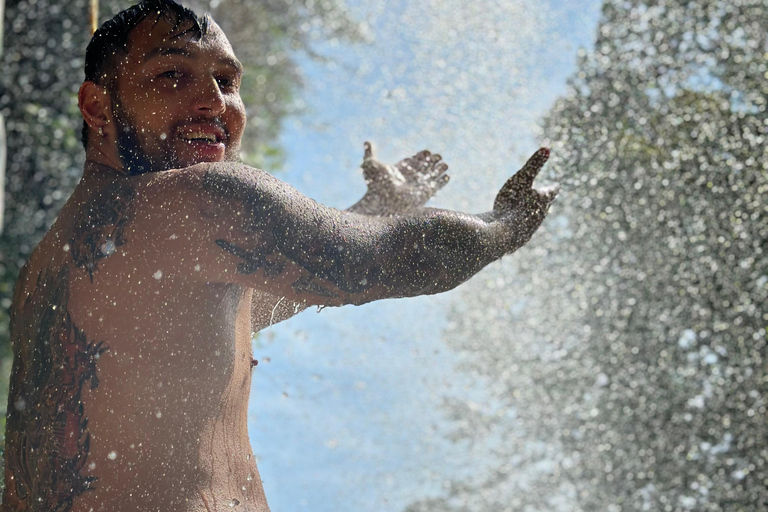 Valência: viagem de 1 dia explorando cachoeiras, fontes e cavernas.