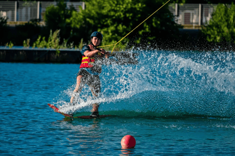 Avignon: Stand Up Paddle Rental at Wake Park