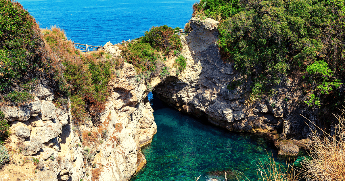 Da Napoli tour guidato in treno nella penisola sorrentina GetYourGuide