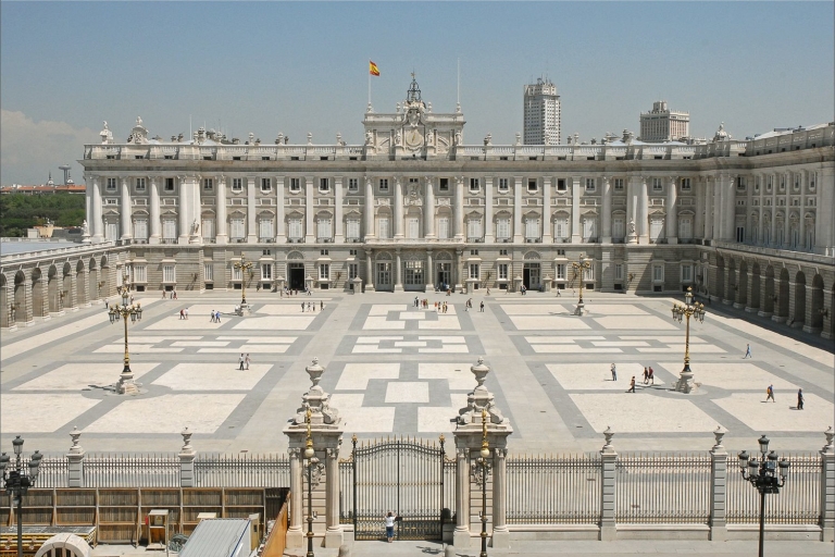 Madrid: visite du musée du Prado et du palais royalMadrid : visite à pied du musée El Prado et du palais en anglais