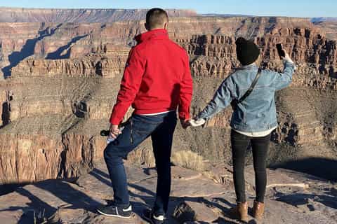 Las Vegas to Grand Canyon West Rim Tour and Optional Skywalk