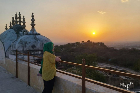 Jaipur: Speed Boat, Amber Walking Tour & Sunset with Pickup Speed Boat With Amber Walking Tour