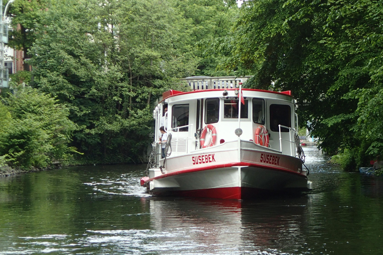 Hamburg: Canal cruise on the Alster