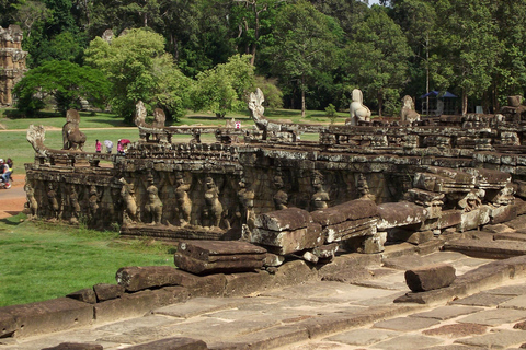 Siem Reap: 4-Day Angkor Wat, Temples, and Lake Tour