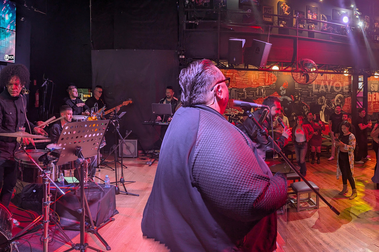 Quito: LaVOE Salsa Workshop & Party