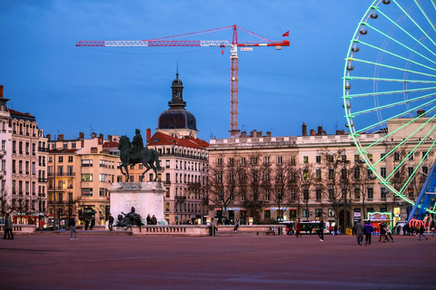 Lyon: Guided City Walking Tour with Local Guide