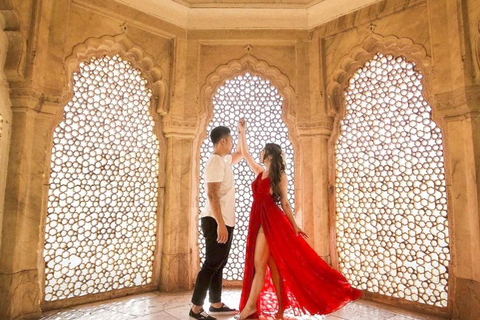 Jaipur: Instagram Spot Tour with a Photographer and Guide Tour by Car and Driver with a Guide