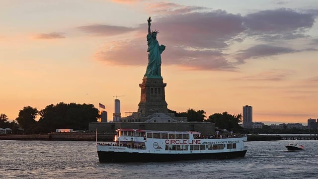 NYC: Statue of Liberty Sunset Cruise Skip-the-Line Ticket