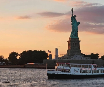NYC: Statue of Liberty Sunset Cruise Skip-the-Line Ticket