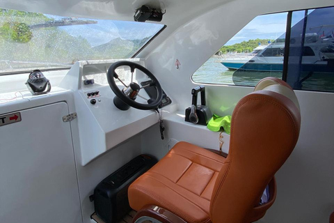 Labuan Bajo: Komodo Tour by Speedboat & Wooden Boat