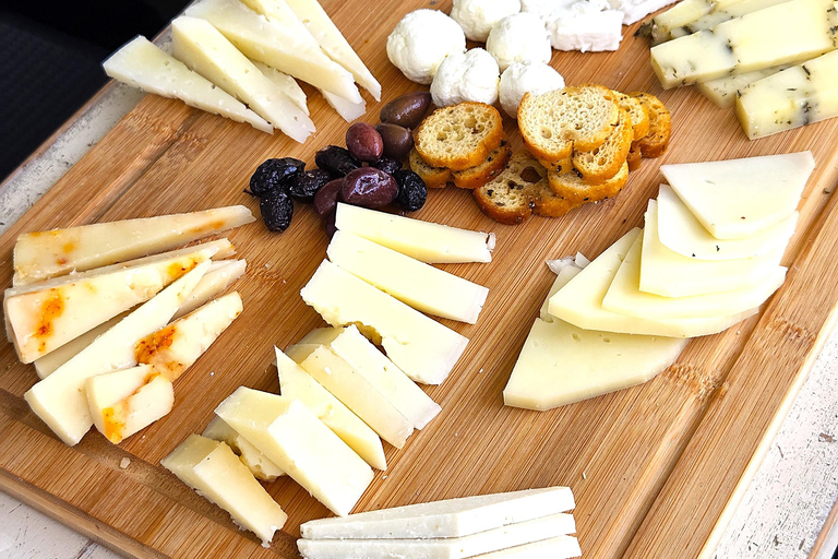 Chania: banchetti serali - Un viaggio attraverso i sapori cretesiChania: Banchetti serali - Un viaggio attraverso i sapori cretesi