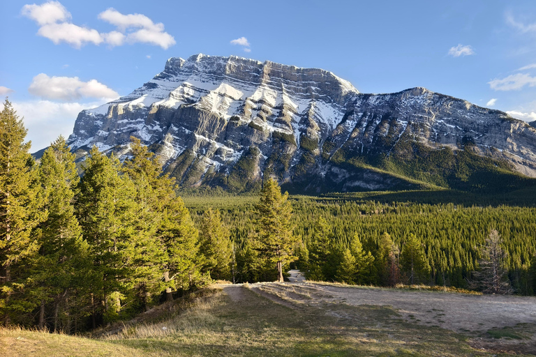 From Calgary: Banff Private Tour with Transport and Pickup