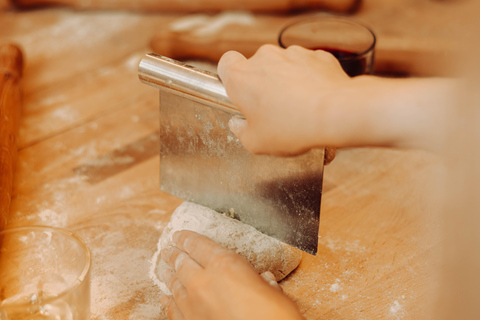 Florence: Ravioli & Pasta Cooking Class & Wine + Gift Apron Private Cooking Class
